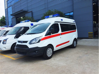 福特V362中軸自動(dòng)檔救護(hù)車